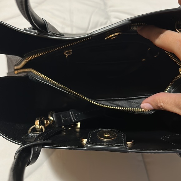 SALE‼️ NWT Michael Kors Purse - Picture 10 of 13